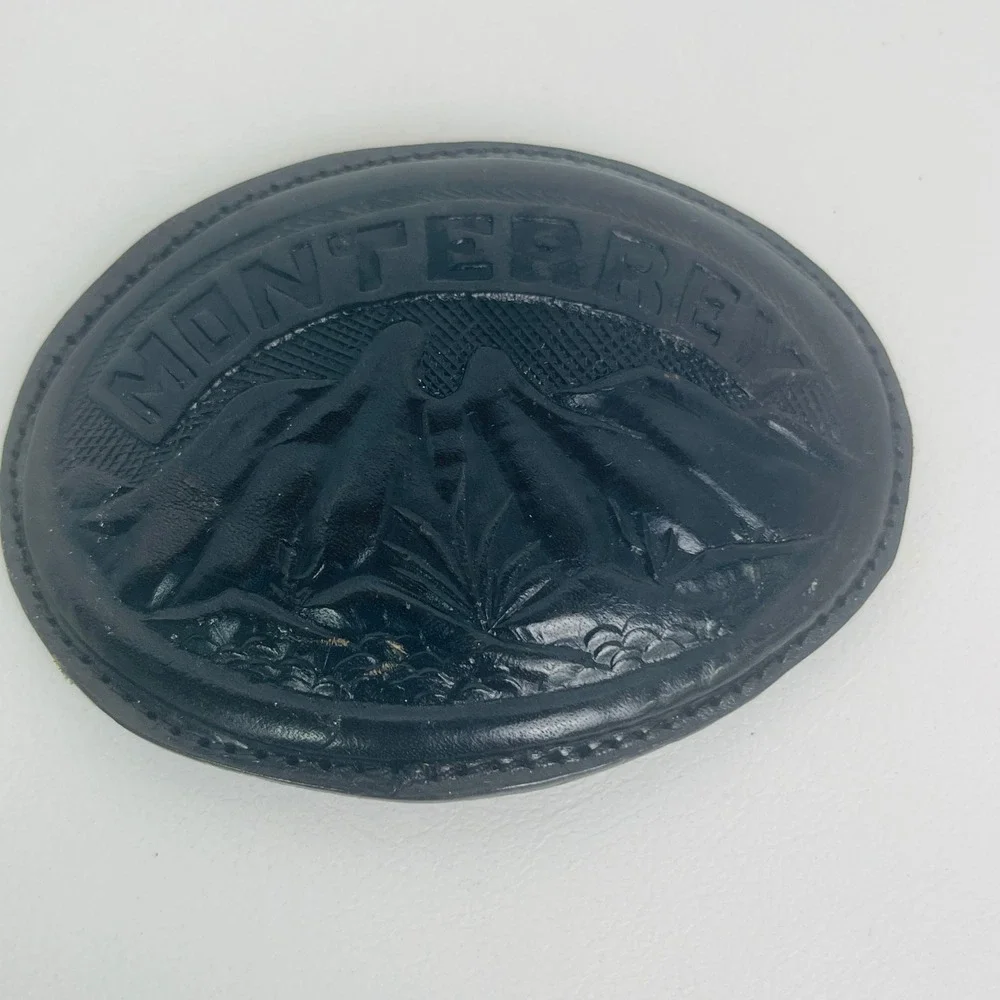 Unbranded handcrafted leather